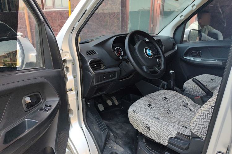Used CHANGAN KAICHENG Ruixing M60 2023 1.5L GDI Comfort-Class Passenger Vehicle 6/7 Seats Driver Seat