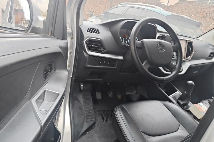 Used CHANGAN KAICHENG Ruixing M60 2023 1.5L GDI Elite-Class Passenger Vehicle 6/7 Seats Driver Seat