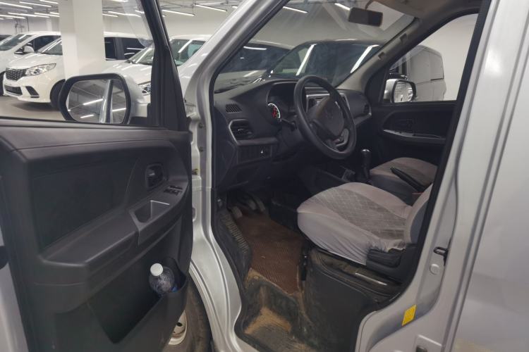 Used CHANGAN KAICHENG Ruixing M60 2023 1.5L GDI Base Model 2-Seat Van Driver Seat