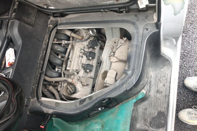 Used CHANGAN KAICHENG Ruixing M60  Engine Bay