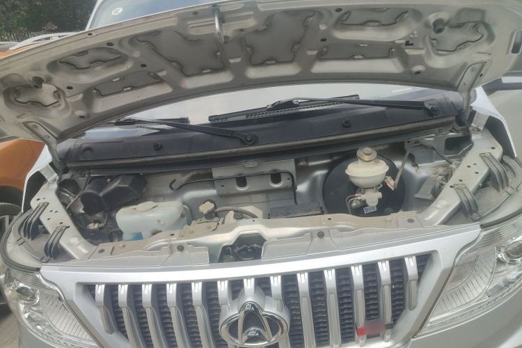 Used CHANGAN KAICHENG Ruixing M60 2023 1.5L GDI Basic Model Passenger Vehicle 6/7 Seats Engine Bay