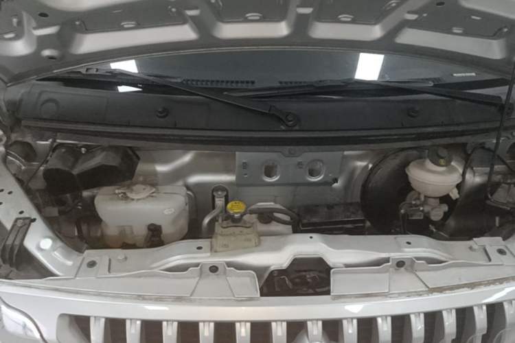 Used CHANGAN KAICHENG Ruixing M60 2023 1.5L GDI Comfort Van 2-Seater Engine Bay