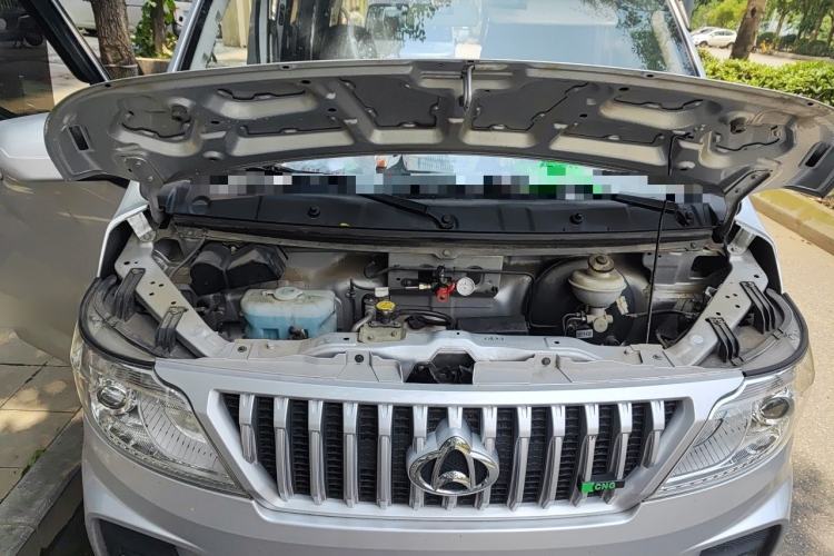 Used CHANGAN KAICHENG Ruixing M60 2023 1.6L CNG Comfort-Grade 6-Seater Passenger Vehicle Engine Bay
