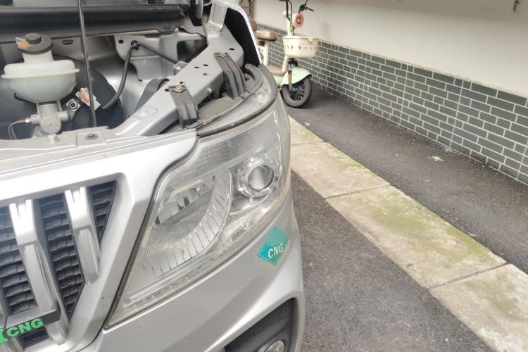 Used CHANGAN KAICHENG Ruixing M60 2023 1.6L CNG Comfort-Grade 6-Seater Passenger Vehicle Engine Bay Left