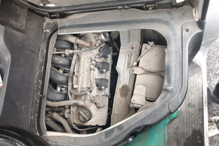 Used CHANGAN KAICHENG Ruixing M60  Engine Bay Left