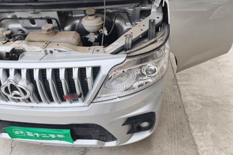 Used CHANGAN KAICHENG Ruixing M60 2023 1.5L GDI Comfort-Class Passenger Vehicle 6/7 Seats Engine Bay Left