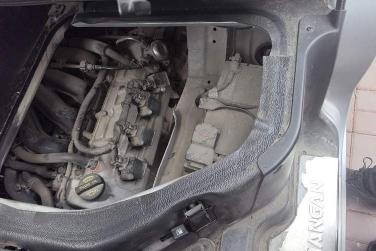 Used CHANGAN KAICHENG Ruixing M60 2023 1.5L GDI Comfort-Class Passenger Vehicle 6/7 Seats Engine Bay Left