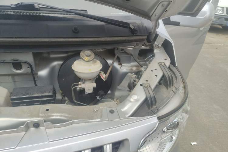 Used CHANGAN KAICHENG Ruixing M60 2023 1.5L GDI Basic Model Passenger Vehicle 6/7 Seats Engine Bay Left