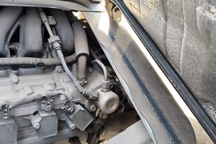 Used CHANGAN KAICHENG Ruixing M60 2023 1.5L GDI Comfort-Class Passenger Vehicle 6/7 Seats Engine Bay Left