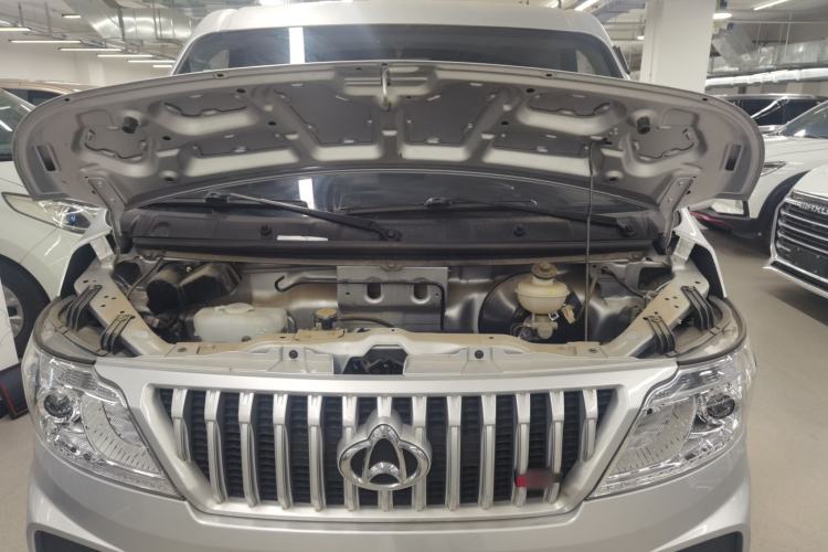 Used CHANGAN KAICHENG Ruixing M60 2023 1.5L GDI Base Model 2-Seat Van Engine Bay