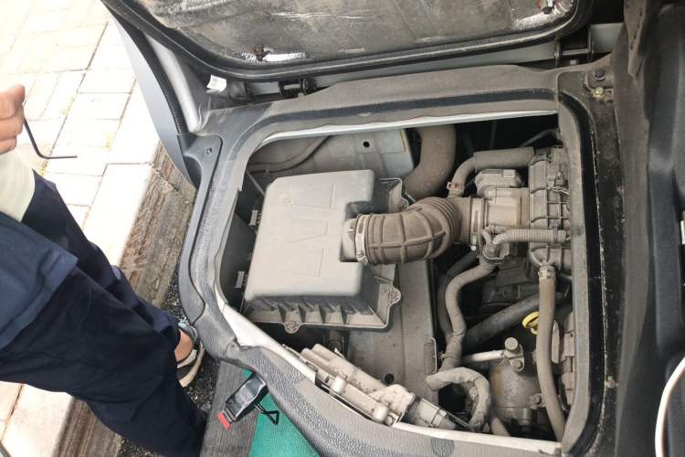 Used CHANGAN KAICHENG Ruixing M60  Engine Bay Right