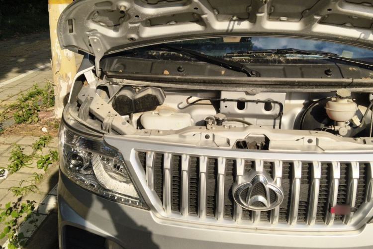 Used CHANGAN KAICHENG Ruixing M60 2023 1.5L GDI Basic Model Passenger Vehicle 6/7 Seats Engine Bay Right