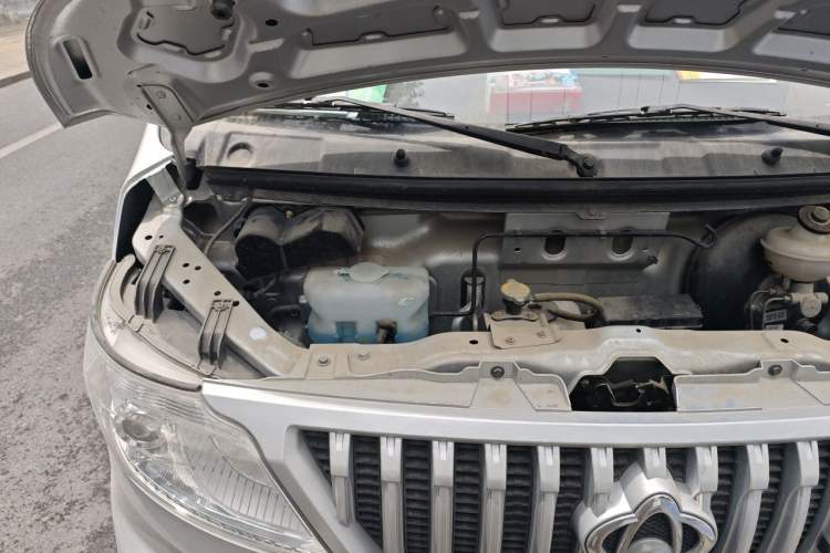 Used CHANGAN KAICHENG Ruixing M60 2023 1.5L GDI Comfort Van 2-Seater Engine Bay Right