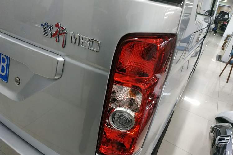 Used CHANGAN KAICHENG Ruixing M60 2023 1.5L GDI Comfort-Class Passenger Vehicle 6/7 Seats Exterior 6