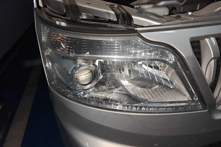 Used CHANGAN KAICHENG Ruixing M60 2023 1.5L GDI Comfort-Class Passenger Vehicle 6/7 Seats Exterior 6
