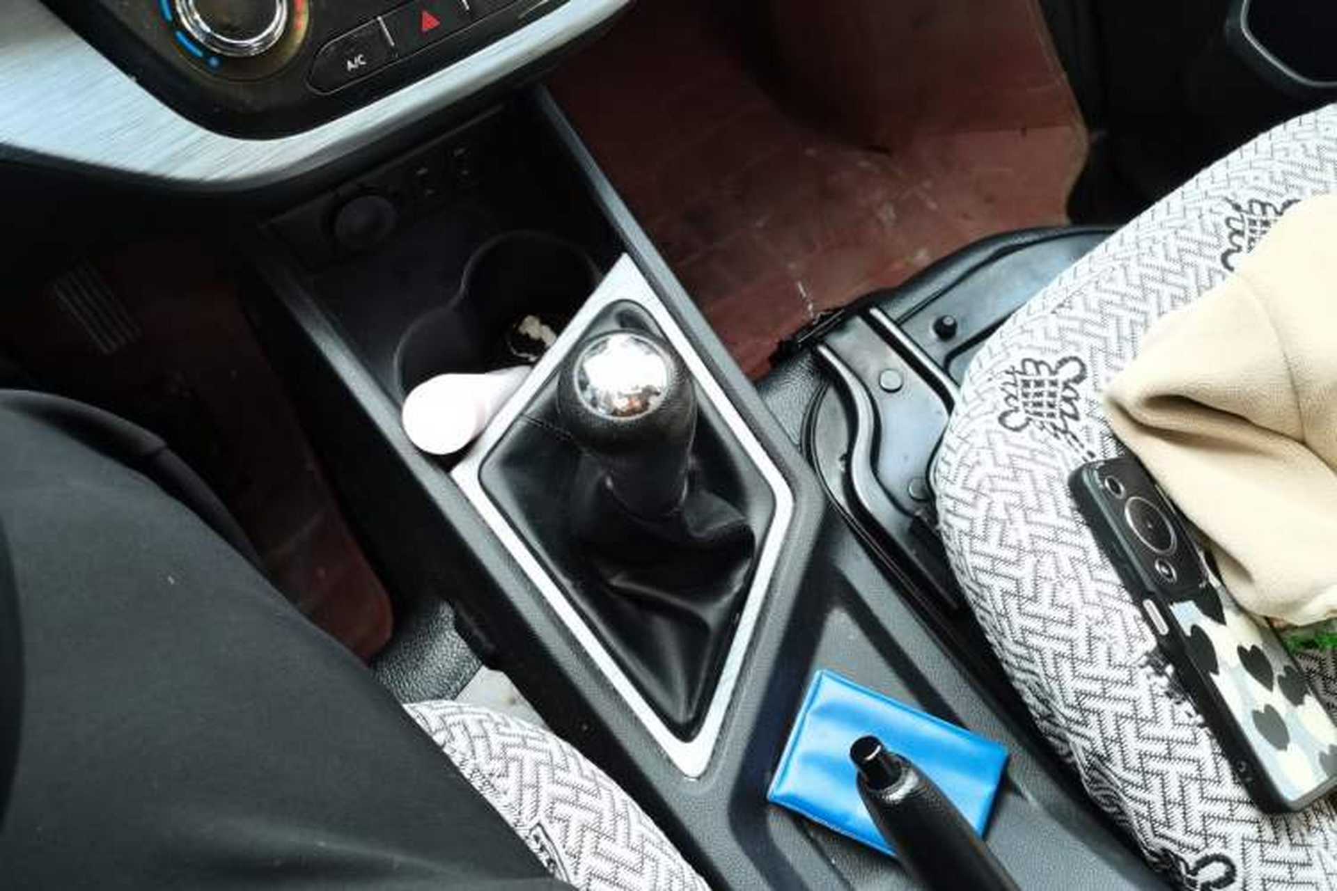 Used CHANGAN KAICHENG Ruixing M60 2023 1.5L GDI Basic Model Passenger Vehicle 6/7 Seats Gear Lever