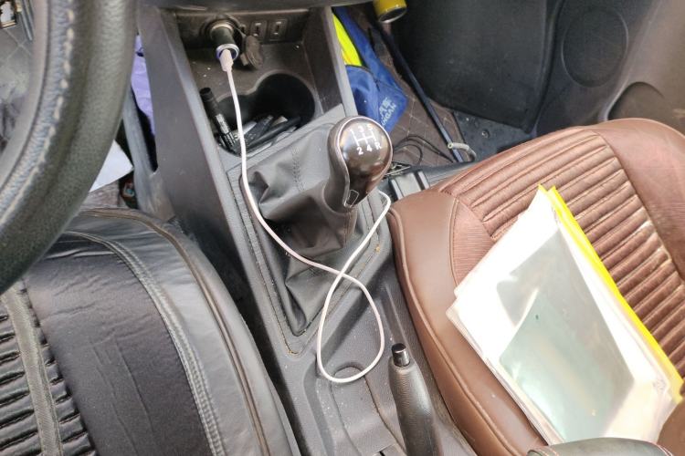 Used CHANGAN KAICHENG Ruixing M60 2023 1.6L CNG Comfort-Grade 6-Seater Passenger Vehicle Gear Lever