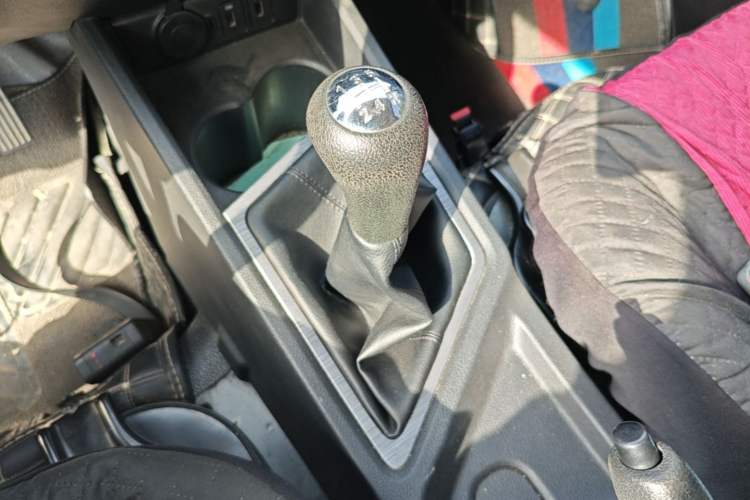 Used CHANGAN KAICHENG Ruixing M60 2023 1.5L GDI Base Version (Rear-Opening Door Edition) Gear Lever