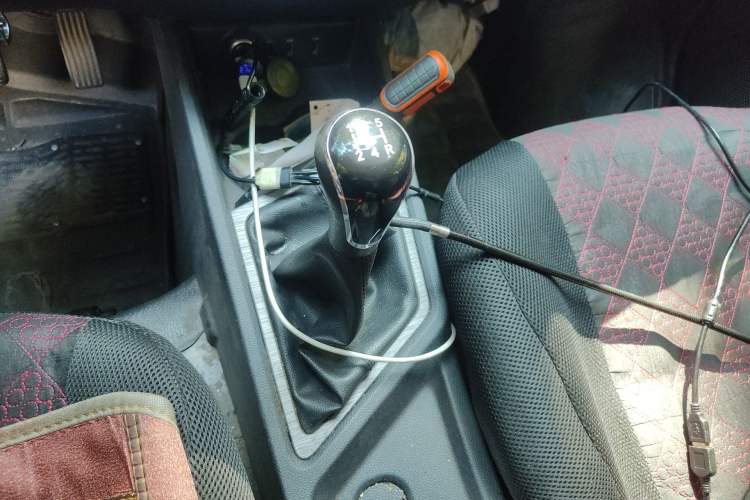 Used CHANGAN KAICHENG Ruixing M60 2023 1.6L CNG Comfort-Grade 6-Seater Passenger Vehicle Gear Lever