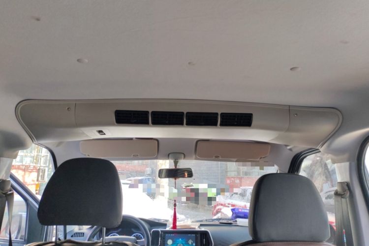 Used CHANGAN KAICHENG Ruixing M60 2023 1.6L CNG Comfort-Grade 6-Seater Passenger Vehicle Headliner