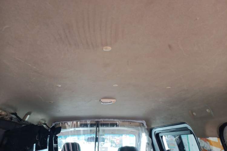 Used CHANGAN KAICHENG Ruixing M60 2023 1.6L CNG Comfort-Grade 6-Seater Passenger Vehicle Headliner