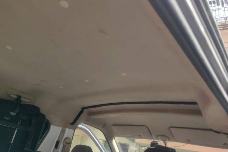 Used CHANGAN KAICHENG Ruixing M60 2023 1.5L GDI Basic Model Passenger Vehicle 6/7 Seats Headliner
