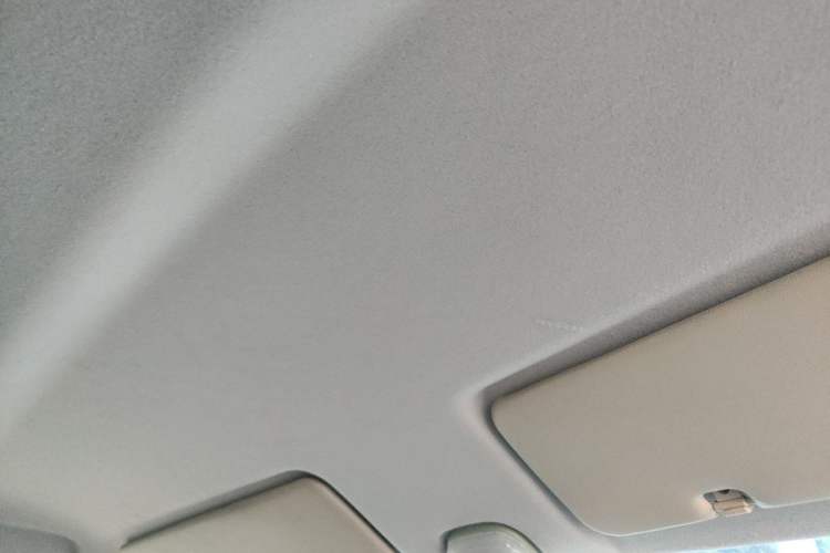 Used CHANGAN KAICHENG Ruixing M60 2023 1.5L GDI Comfort Van 2-Seater Headliner