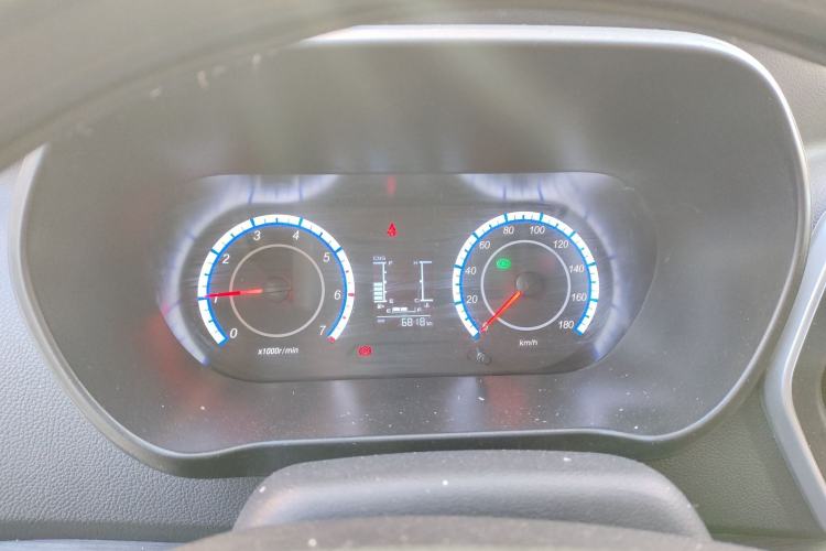 Used CHANGAN KAICHENG Ruixing M60 2023 1.6L CNG Comfort-Grade 6-Seater Passenger Vehicle Instrument Cluster