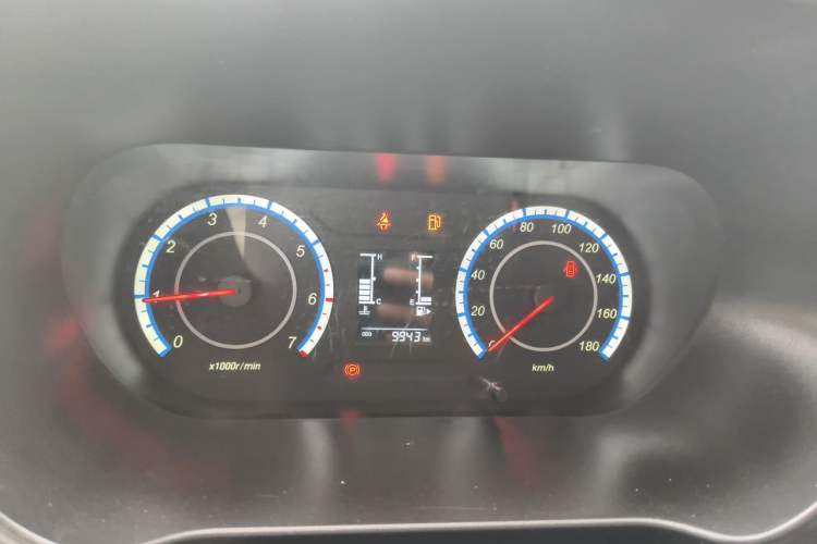 Used CHANGAN KAICHENG Ruixing M60 2023 1.5L GDI Comfort-Class Passenger Vehicle 6/7 Seats Instrument Cluster