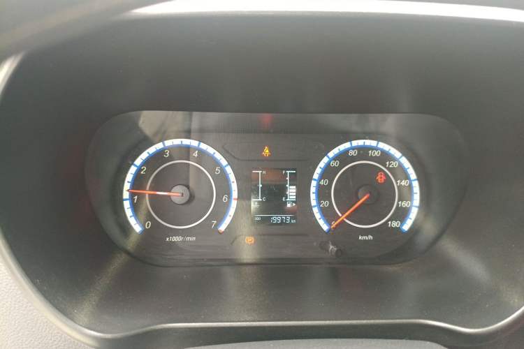 Used CHANGAN KAICHENG Ruixing M60 2023 1.5L GDI Basic Model Passenger Vehicle 6/7 Seats Instrument Cluster
