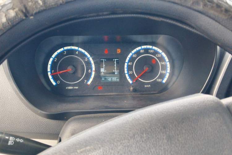 Used CHANGAN KAICHENG Ruixing M60 2023 1.5L GDI Comfort-Class Passenger Vehicle 6/7 Seats Instrument Cluster