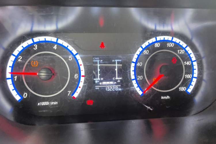 Used CHANGAN KAICHENG Ruixing M60 2023 1.5L GDI Comfort-Class Passenger Vehicle 6/7 Seats Instrument Cluster