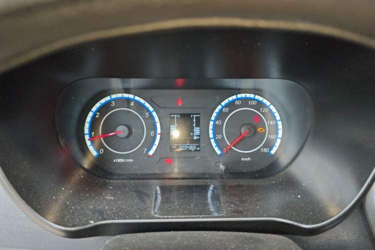 Used CHANGAN KAICHENG Ruixing M60 2023 1.5L GDI Comfort-Class Passenger Vehicle 6/7 Seats Instrument Cluster