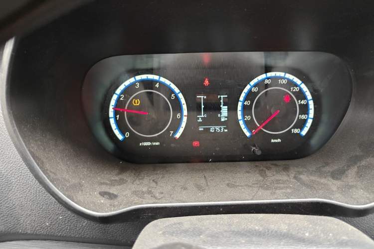 Used CHANGAN KAICHENG Ruixing M60 2023 1.5L GDI Comfort-Class Passenger Vehicle 6/7 Seats Instrument Cluster