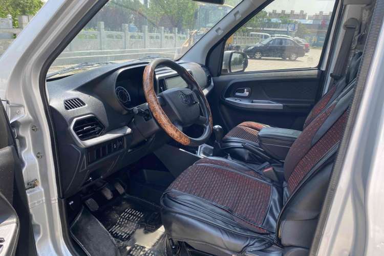 Used CHANGAN KAICHENG Ruixing M60 2023 1.5L GDI Comfort Van 2-Seater Interior 2