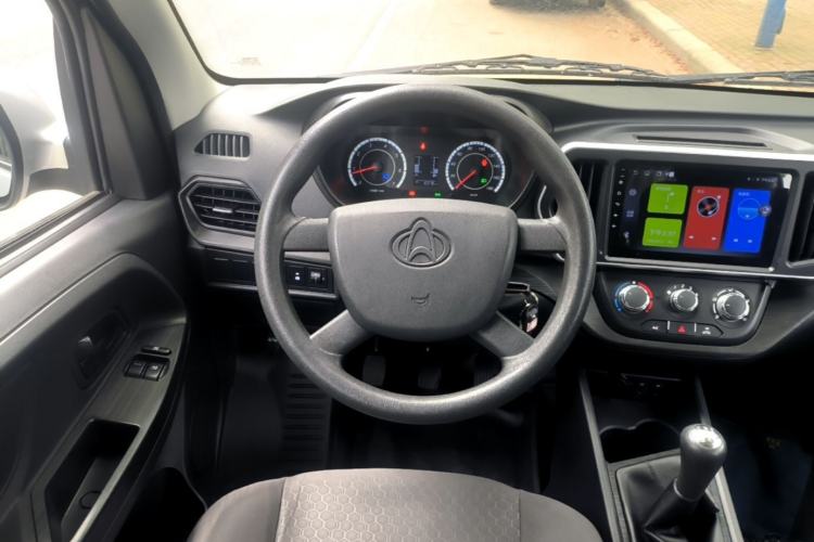 Used CHANGAN KAICHENG Ruixing M60 2023 1.5L GDI Comfort-Class Passenger Vehicle 6/7 Seats Interior 4