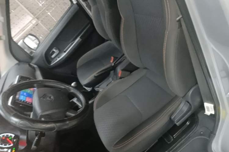 Used CHANGAN KAICHENG Ruixing M60 2023 1.5L GDI Comfort Van 2-Seater Left Front Seat