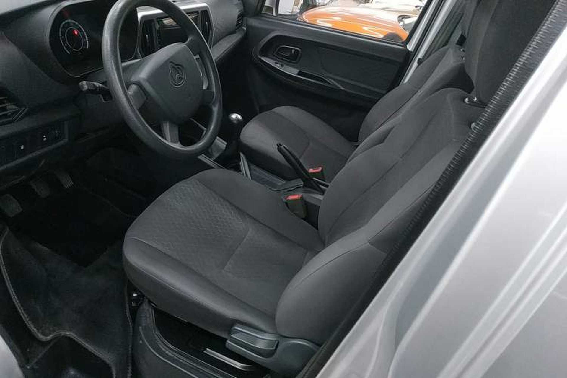 Used CHANGAN KAICHENG Ruixing M60 2023 1.5L GDI Comfort-Class Passenger Vehicle 6/7 Seats Left Front Seat
