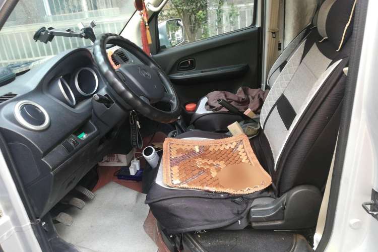 Used CHANGAN KAICHENG Ruixing M60 2023 1.6L CNG Comfort-Grade 6-Seater Passenger Vehicle Left Front Seat