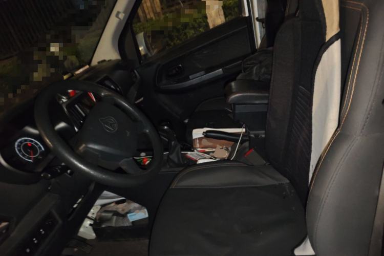 Used CHANGAN KAICHENG Ruixing M60 2023 1.6L CNG Comfort-Grade 6-Seater Passenger Vehicle Left Front Seat