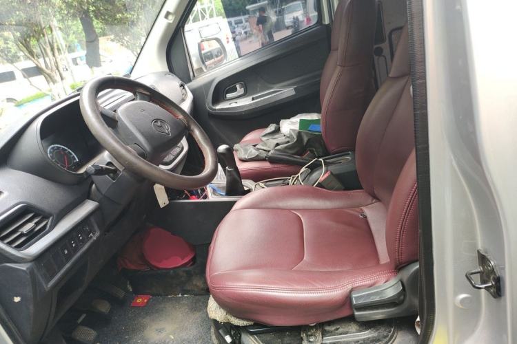 Used CHANGAN KAICHENG Ruixing M60 2023 1.5L GDI Comfort-Class Passenger Vehicle 6/7 Seats Left Front Seat