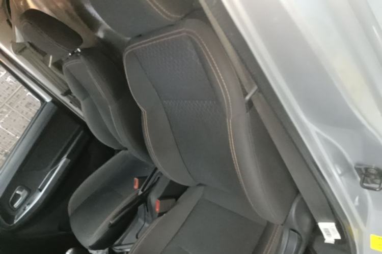 Used CHANGAN KAICHENG Ruixing M60 2023 1.5L GDI Comfort Van 2-Seater Left Rear Seat