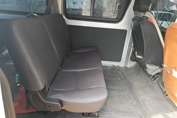 Used CHANGAN KAICHENG Ruixing M60 2023 1.5L GDI Comfort-Class Passenger Vehicle 6/7 Seats Left Rear Seat