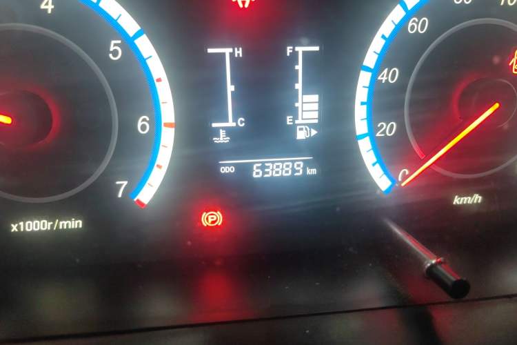 Used CHANGAN KAICHENG Ruixing M60 2023 1.5L GDI Comfort-Class Passenger Vehicle 6/7 Seats Odometer Close Up