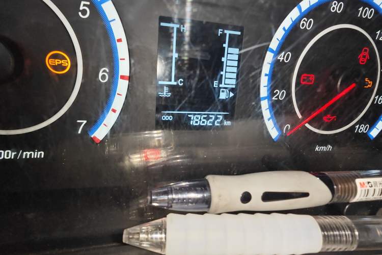 Used CHANGAN KAICHENG Ruixing M60 2023 1.5L GDI Comfort Van 2-Seater Odometer Close Up