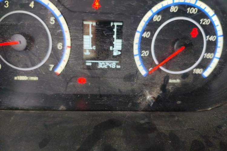 Used CHANGAN KAICHENG Ruixing M60 2023 1.5L GDI Comfort-Class Passenger Vehicle 6/7 Seats Odometer Close Up