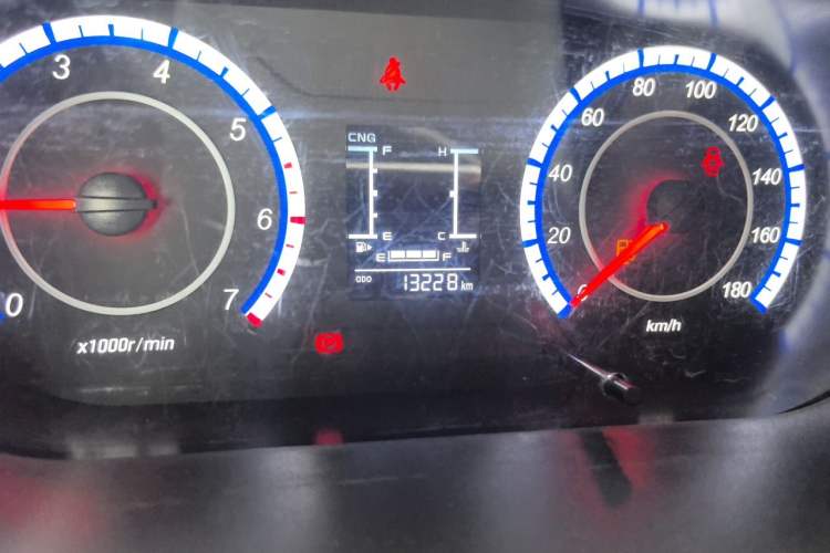 Used CHANGAN KAICHENG Ruixing M60 2023 1.5L GDI Comfort-Class Passenger Vehicle 6/7 Seats Odometer Close Up