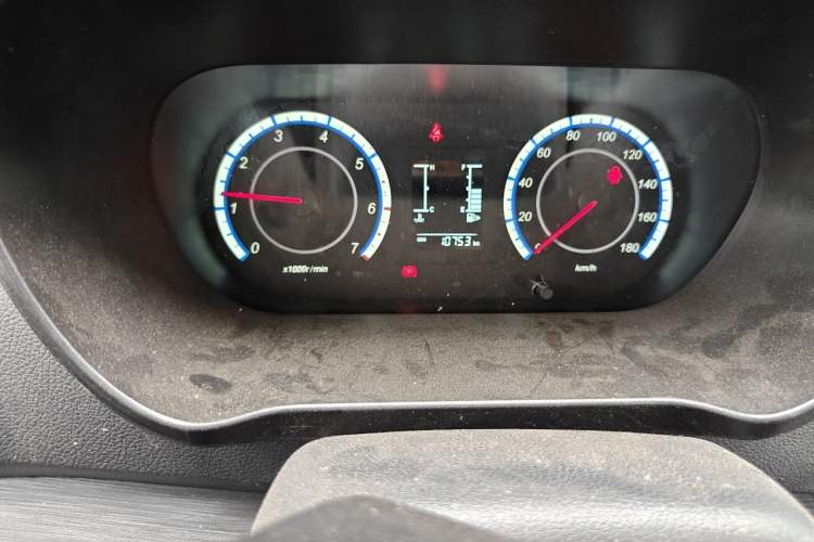 Used CHANGAN KAICHENG Ruixing M60 2023 1.5L GDI Comfort-Class Passenger Vehicle 6/7 Seats Odometer Close Up