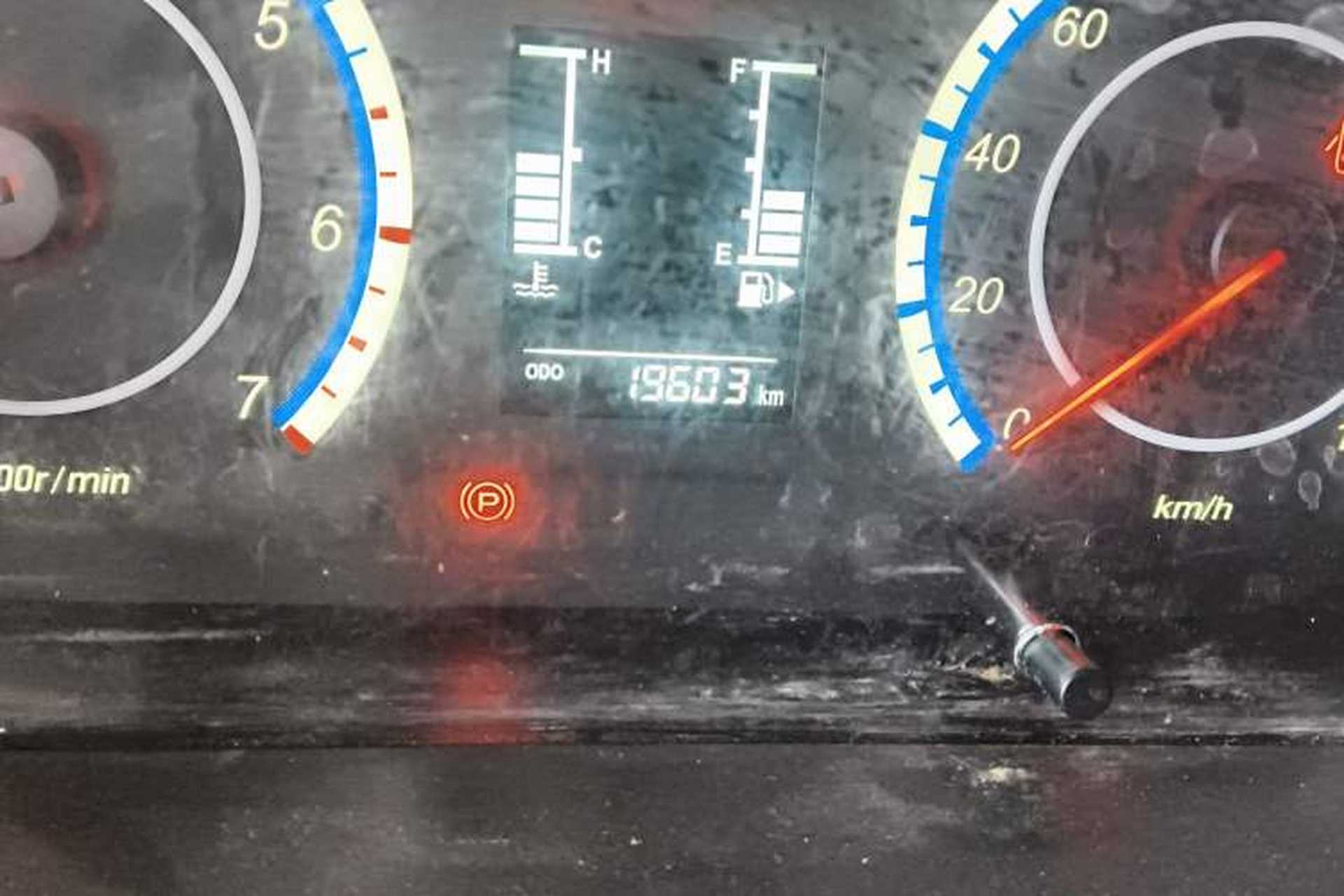 Used CHANGAN KAICHENG Ruixing M60 2023 1.5L GDI Comfort-Class Passenger Vehicle 6/7 Seats Odometer Close Up