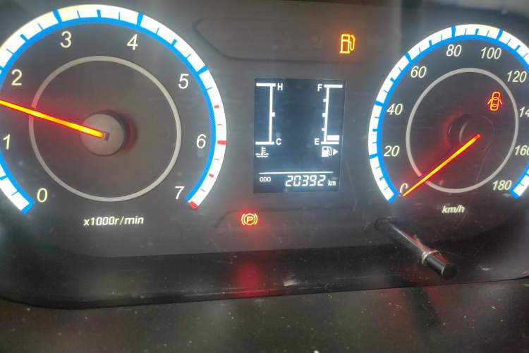 Used CHANGAN KAICHENG Ruixing M60 2023 1.5L GDI Elite-Class Passenger Vehicle 6/7 Seats Odometer Close Up